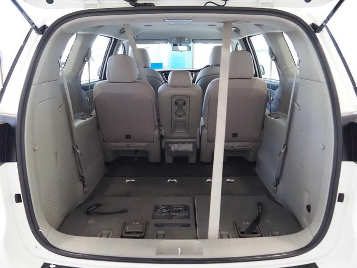 2018 Kia Carnival S