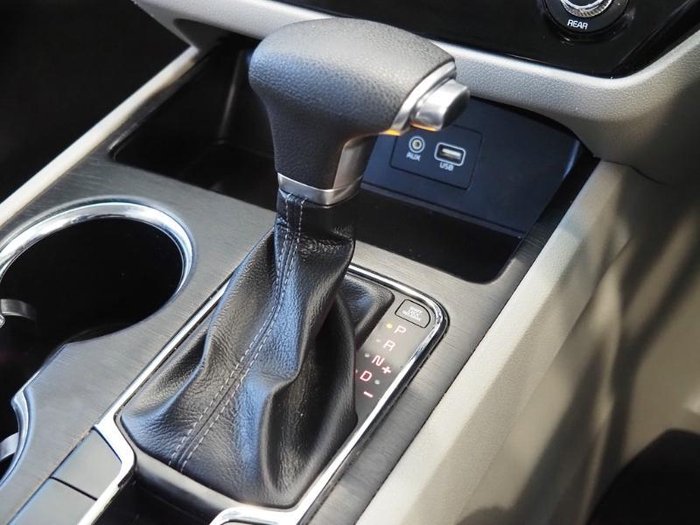 2018 Kia Carnival S