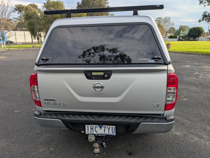 2015 Nissan Navara ST