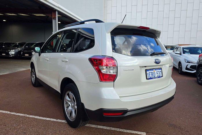 2014 Subaru Forester 2.5i
