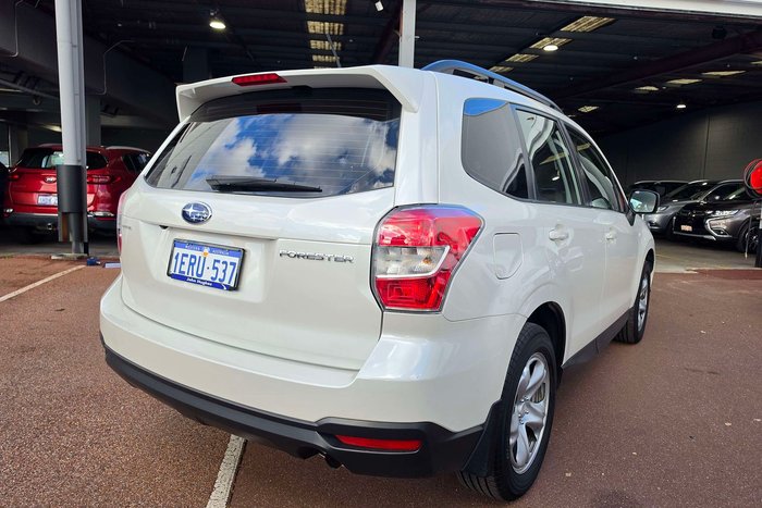 2014 Subaru Forester 2.5i