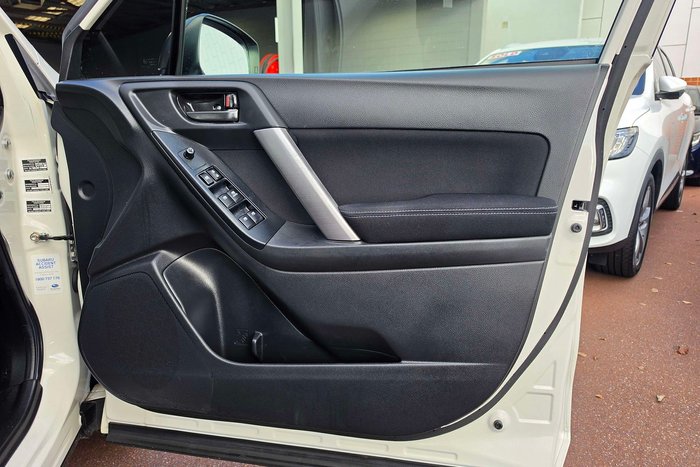 2014 Subaru Forester 2.5i