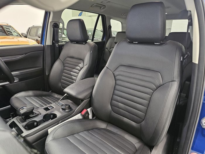 2025 Ford Everest Sport