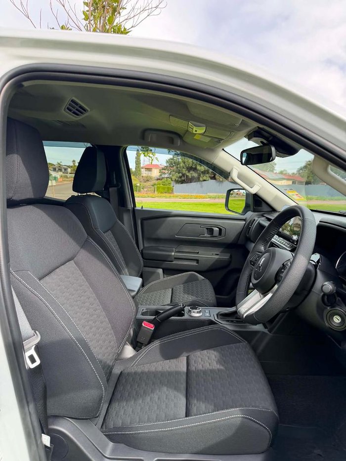 2025 Mitsubishi Triton GLX-R