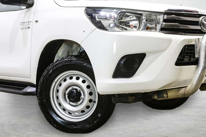 2022 Toyota Hilux SR