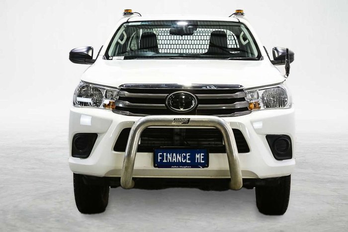 2022 Toyota Hilux SR