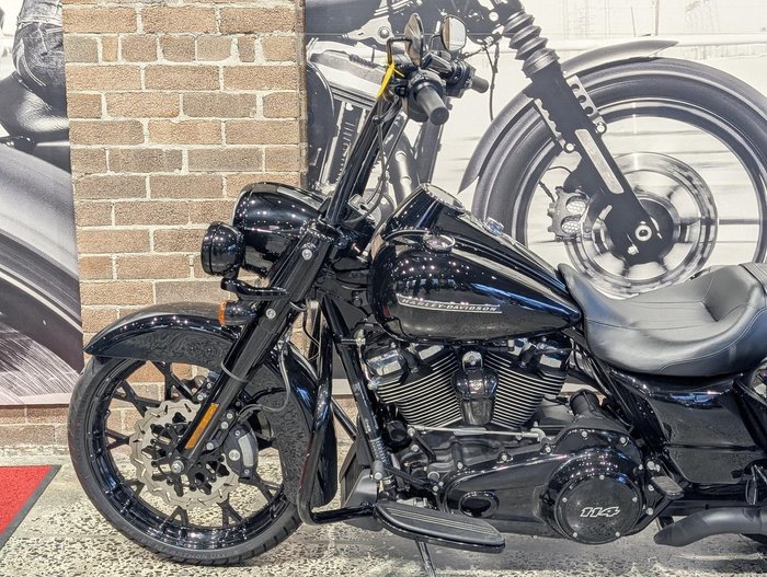 2020 Harley-Davidson Road King Special 114 (FLHRXS) Touring Black