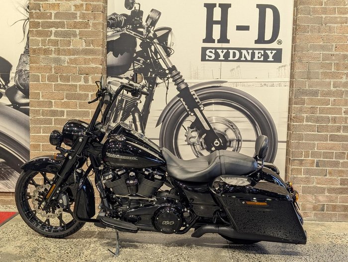 2020 Harley-Davidson Road King Special 114 (FLHRXS) Touring Black