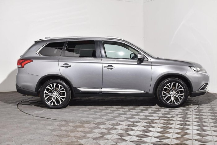 2017 Mitsubishi Outlander LS