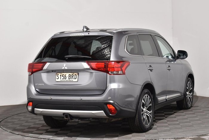 2017 Mitsubishi Outlander LS