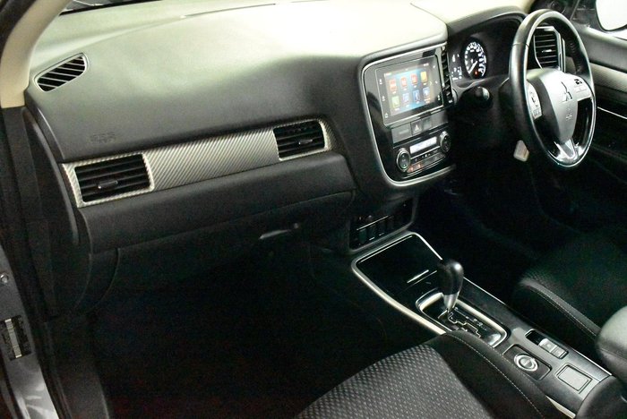 2017 Mitsubishi Outlander LS