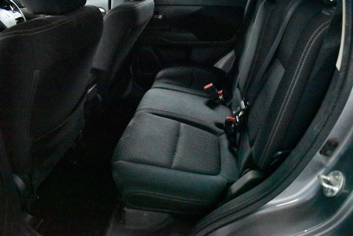 2017 Mitsubishi Outlander LS