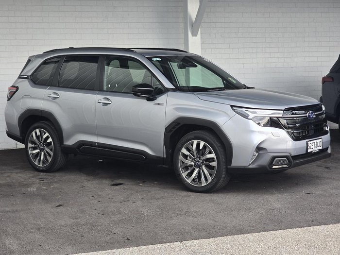 2025 Subaru Forester Hybrid Touring
