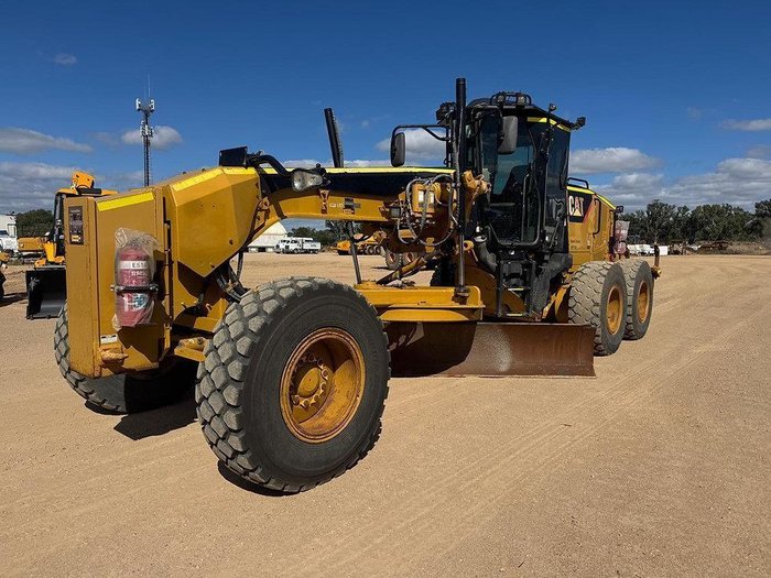 2018 Caterpillar 140M