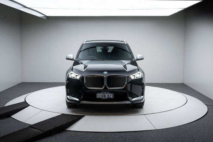 2025 BMW iX1