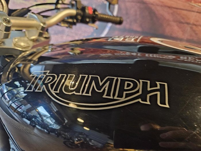 2010 Triumph Speed Triple 1050 Speed Triple Black