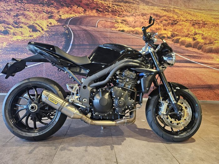 2010 Triumph Speed Triple 1050 Speed Triple Black