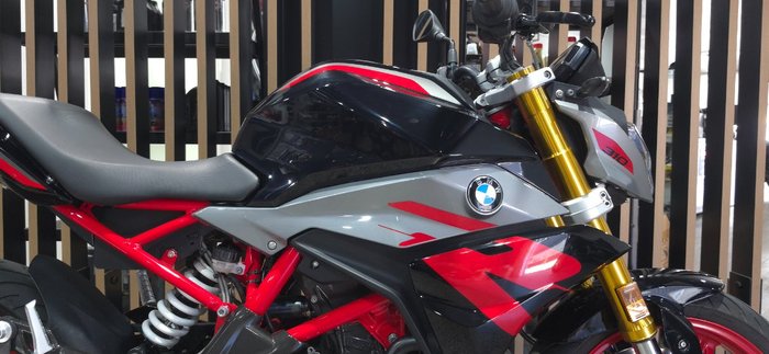 2026 BMW Motorrad G 310 R GRANITGRAU METALLIC