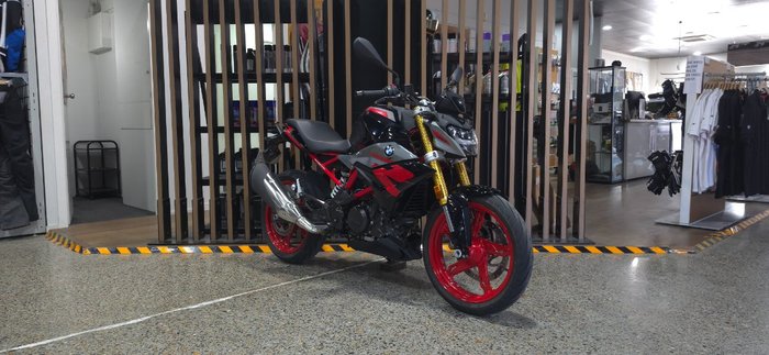 2026 BMW Motorrad G 310 R