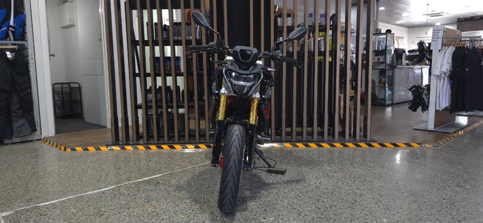 2026 BMW Motorrad G 310 R