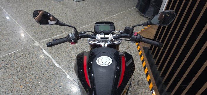 2026 BMW Motorrad G 310 R GRANITGRAU METALLIC