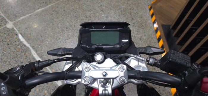 2026 BMW Motorrad G 310 R GRANITGRAU METALLIC
