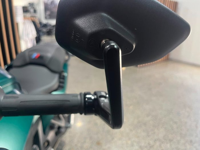 2026 BMW Motorrad M 1000 XR GREEN