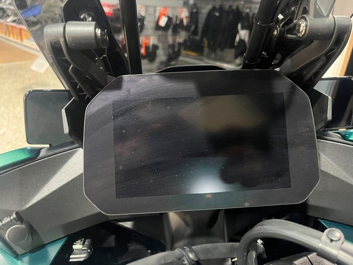 2026 BMW Motorrad M 1000 XR GREEN