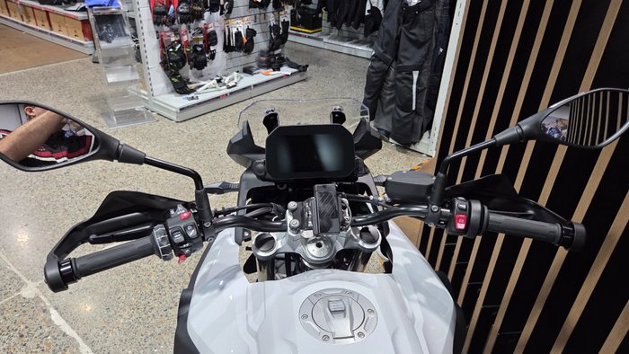2026 BMW Motorrad F 800 GS SPORT WHITE