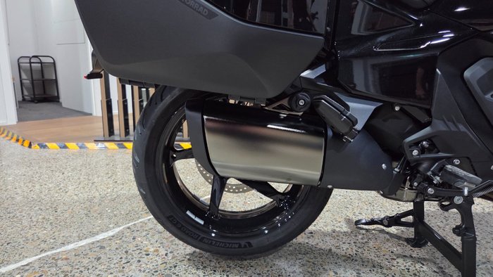 2026 BMW Motorrad 2026 BMW 1300CC R 1300 RT Impulse Black