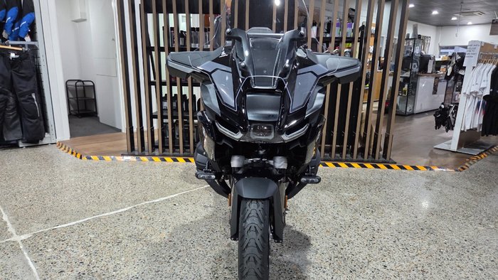 2026 BMW Motorrad 2026 BMW 1300CC R 1300 RT Impulse Black