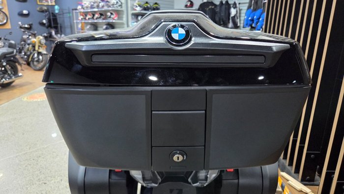 2026 BMW Motorrad 2026 BMW 1300CC R 1300 RT Impulse Black