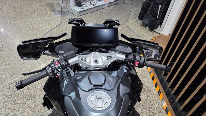 2026 BMW Motorrad 2026 BMW 1300CC R 1300 RT Impulse Black