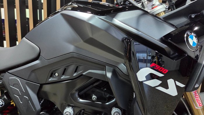 2026 BMW Motorrad F 900 GS Black
