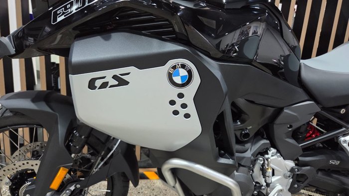 2026 BMW Motorrad F 900 GS ADVENTURE Black
