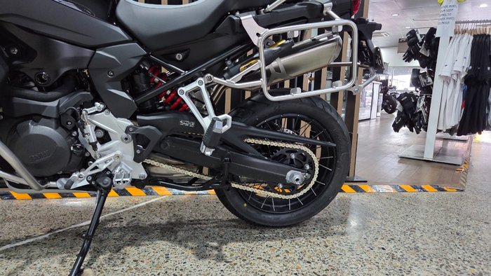 2026 BMW Motorrad F 900 GS ADVENTURE Black