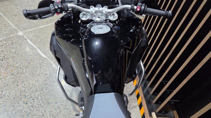 2026 BMW Motorrad F 900 GS ADVENTURE Black