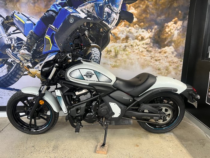 2021 Kawasaki VULCAN S (EN650D LAMS) WHITE