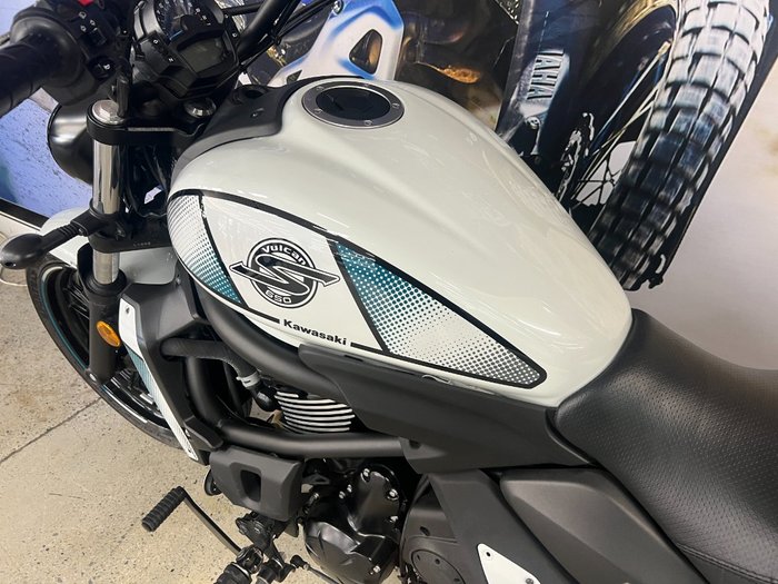 2021 Kawasaki VULCAN S (EN650D LAMS) WHITE