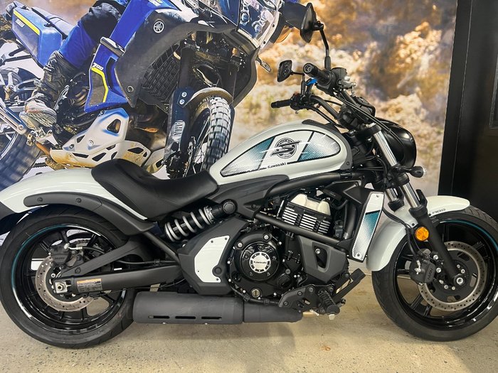 2021 Kawasaki VULCAN S (EN650D LAMS) WHITE