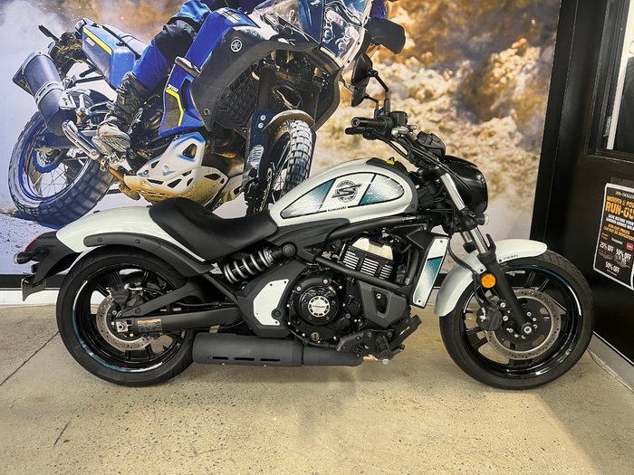 2021 Kawasaki VULCAN S (EN650D LAMS) WHITE