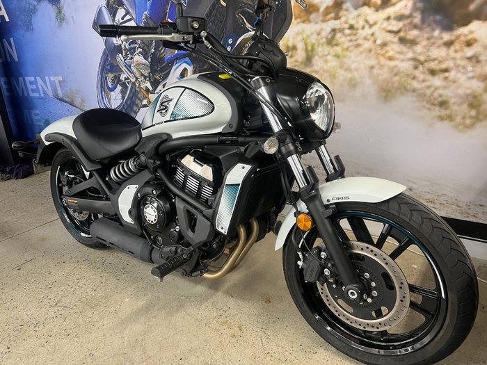 2021 Kawasaki VULCAN S (EN650D LAMS) WHITE