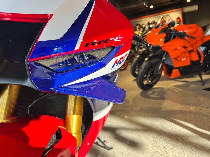 2024 Honda CBR1000RR-R SP (FIREBLADE) ABS RED
