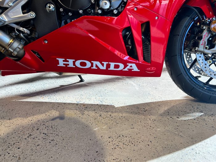 2024 Honda CBR1000RR-R SP (FIREBLADE) ABS RED