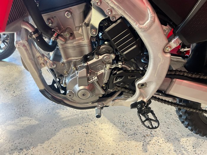 2026 Honda CRF250R RED