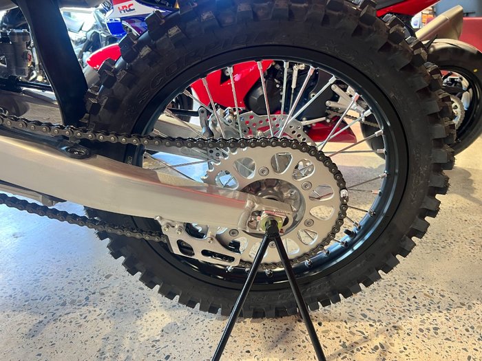 2026 Honda CRF250R RED