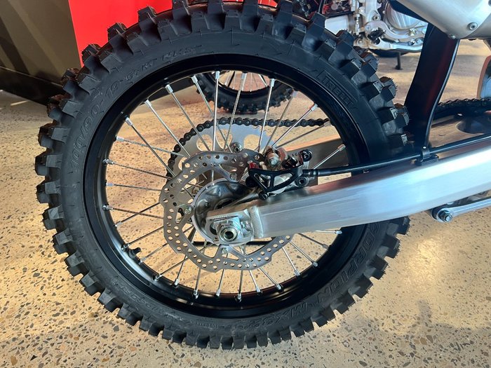 2026 Honda CRF250R RED