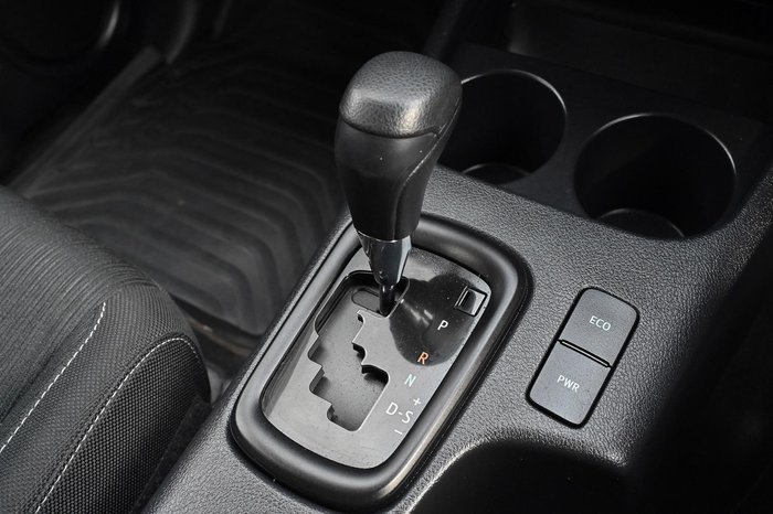 2021 Toyota Hilux SR GUN126R 4X4 Dual Range Glacier White