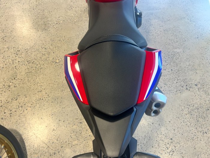 2026 Honda CBR500RA (ABS) LAMS RED