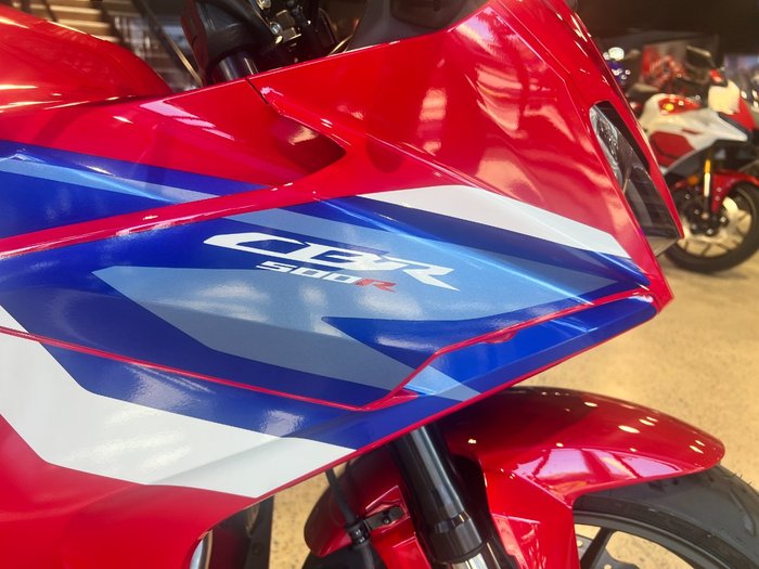 2026 Honda CBR500RA (ABS) LAMS RED